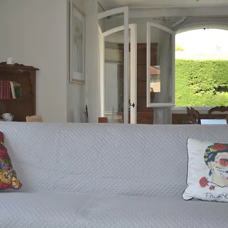 Lapescouline Apartment