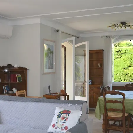 Lapescouline Apartment *